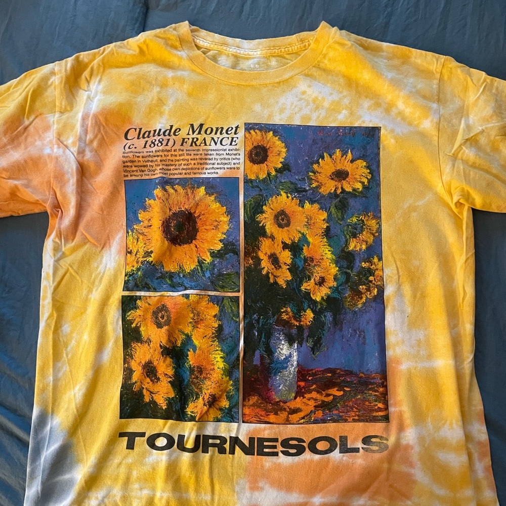 Floral graphic tee